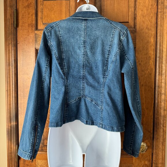 Isaac Mizrahi Live! Denim Jacket Size 6 - Picture 10 of 13